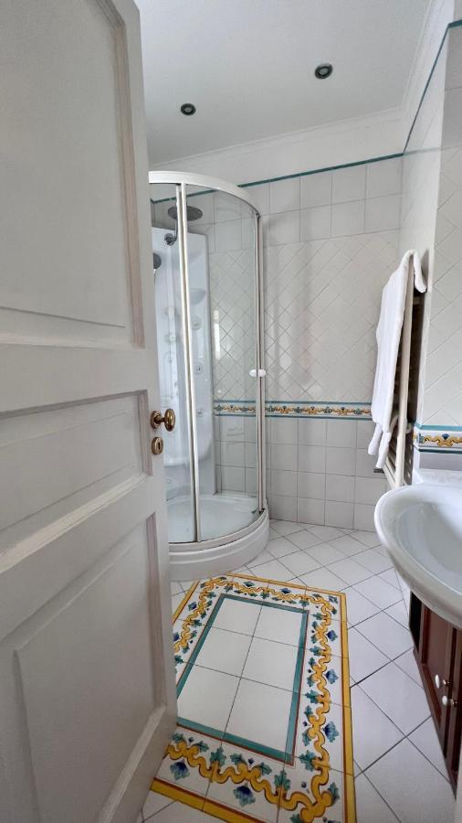 Calabritto Suite Neapol Zewnętrze zdjęcie
